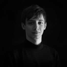 Junior Web Developer Sebastian Asum